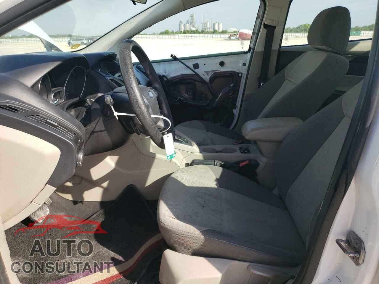 FORD FOCUS 2013 - 1FADP3F25DL123553