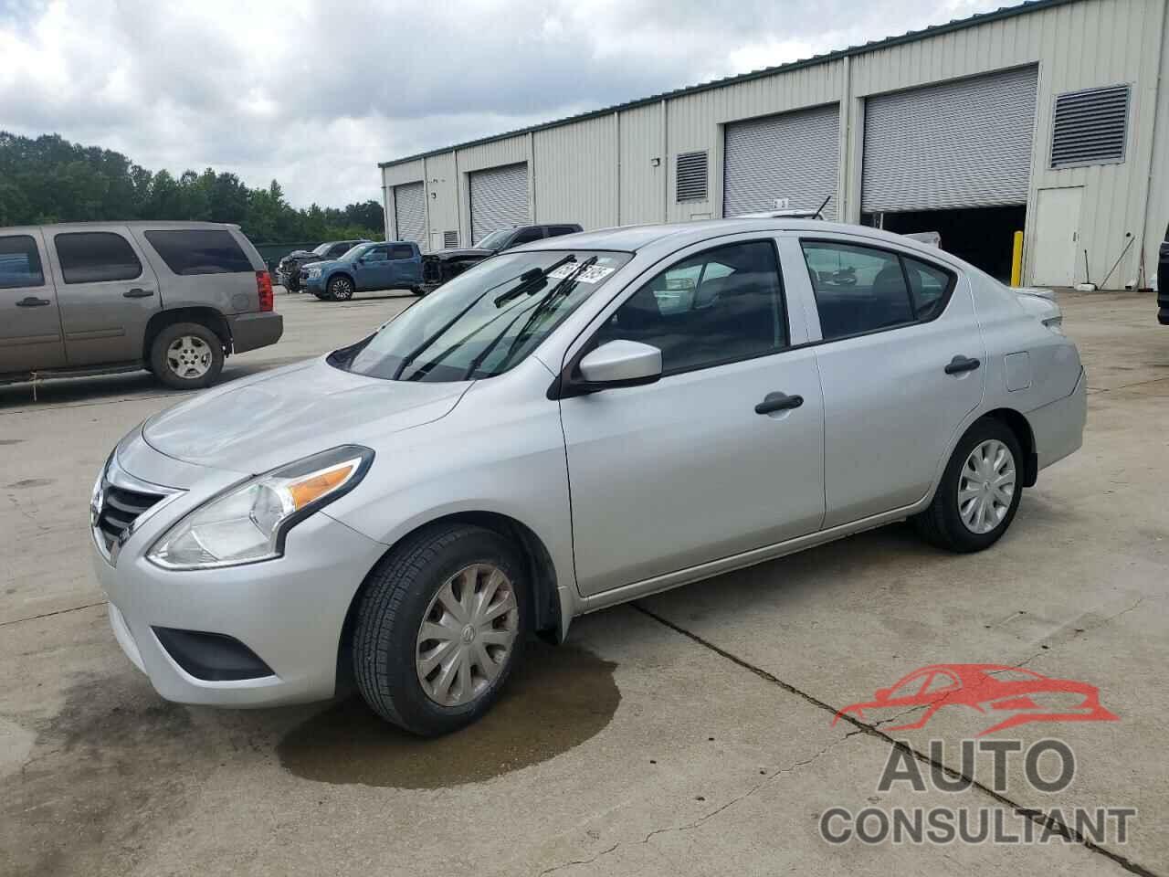 NISSAN VERSA 2017 - 3N1CN7AP5HL811880