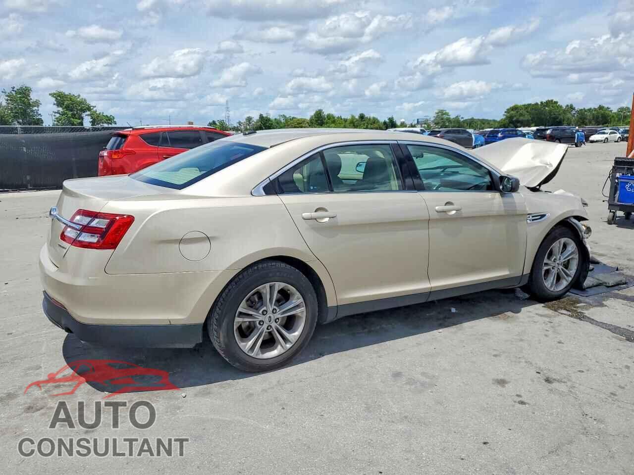 FORD TAURUS 2018 - 1FAHP2D8XJG102916