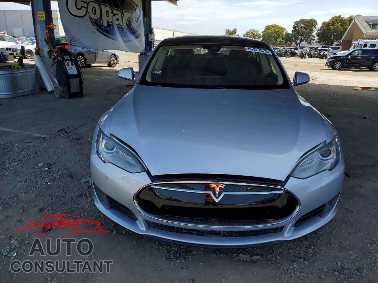 TESLA MODEL S 2015 - 5YJSA1E16FF116097