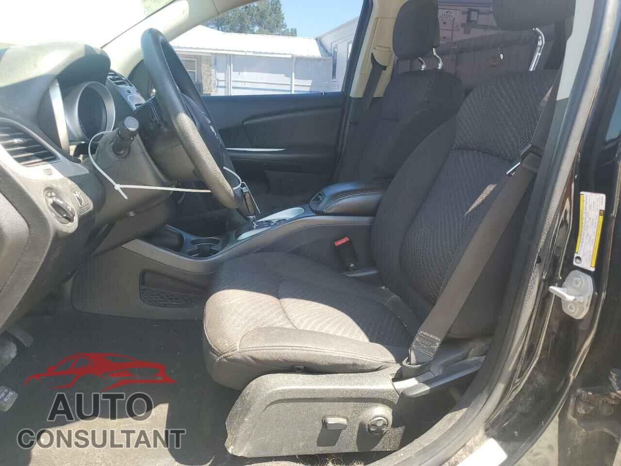 DODGE JOURNEY 2015 - 3C4PDCBGXFT551949