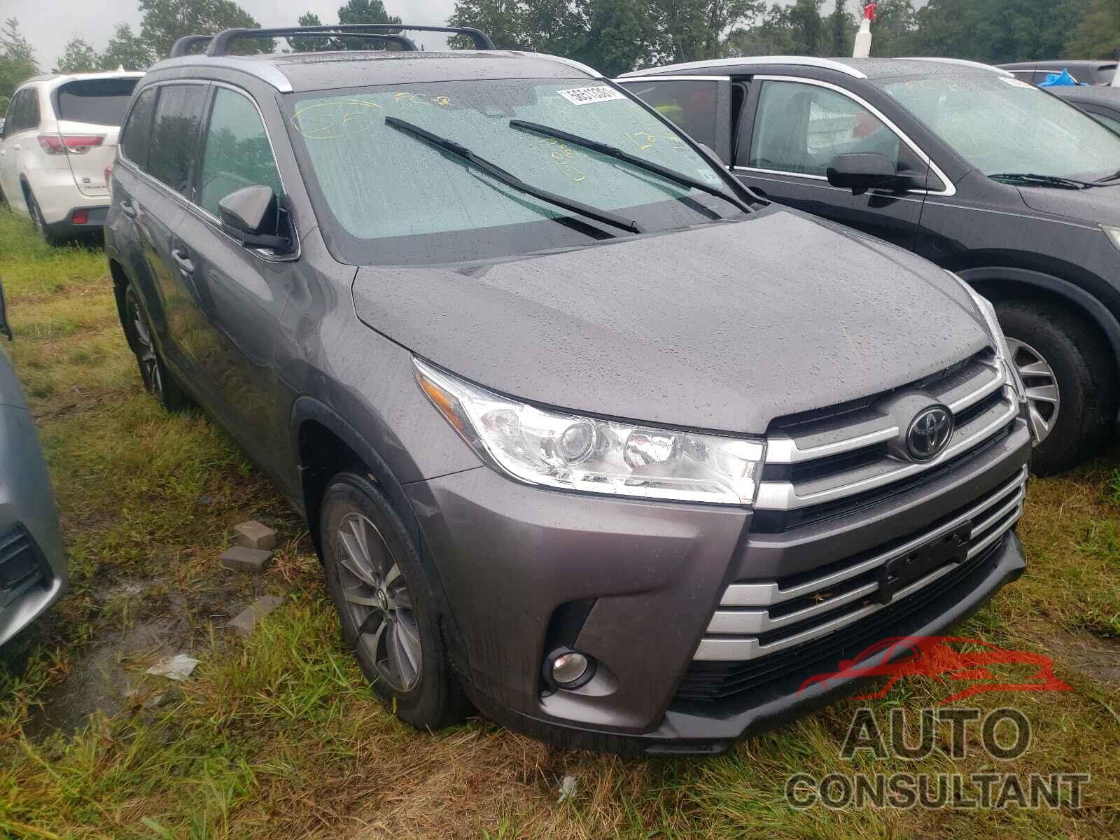 TOYOTA HIGHLANDER 2019 - 5TDJZRFH0KS601159