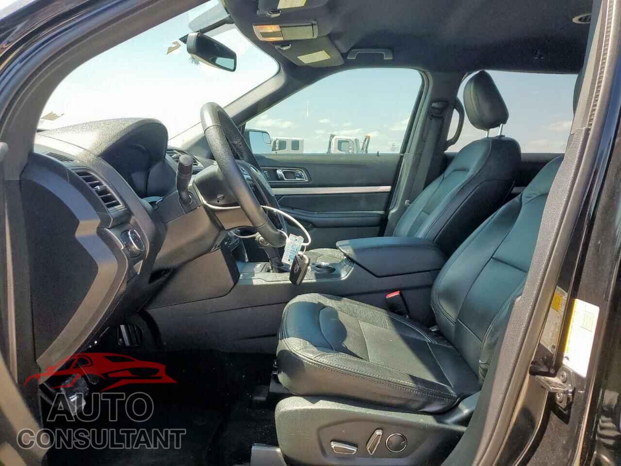 FORD EXPLORER 2018 - 1FM5K7D88JGB07875