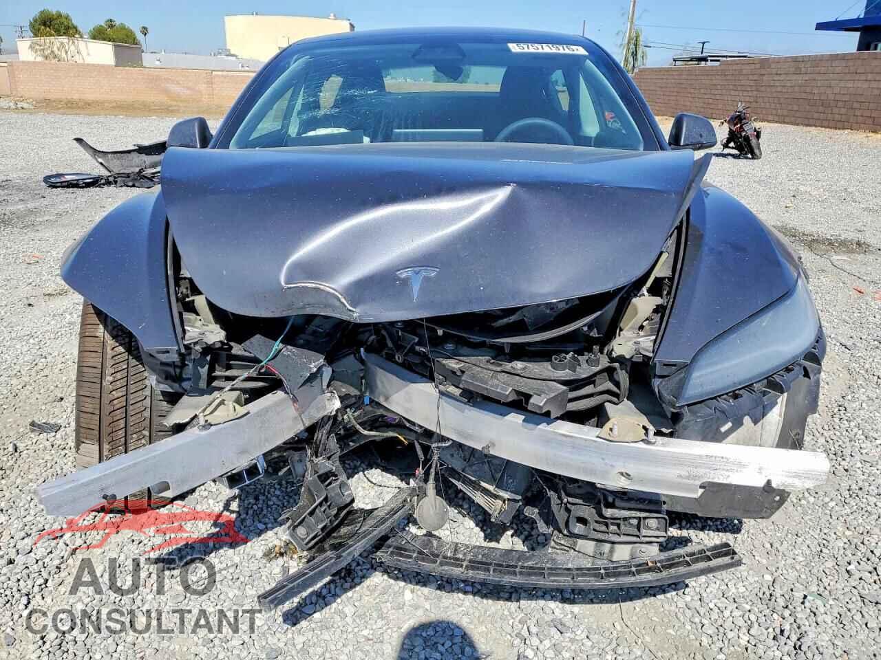 TESLA MODEL 3 2024 - 5YJ3E1EA4RF786633