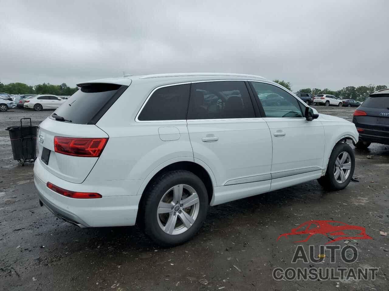 AUDI Q7 2019 - WA1LHAF79KD024240