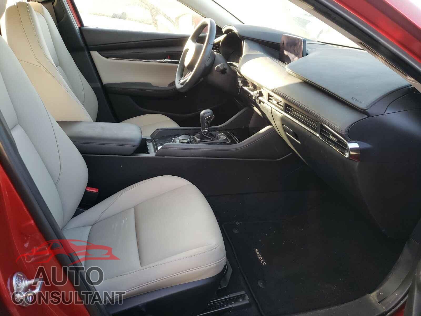MAZDA 3 2019 - JM1BPACL9K1114401