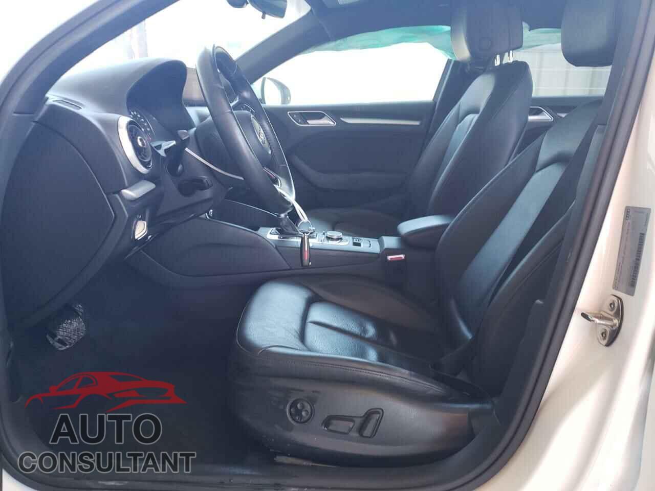 AUDI A3 2017 - WAUAUGFF7H1061149