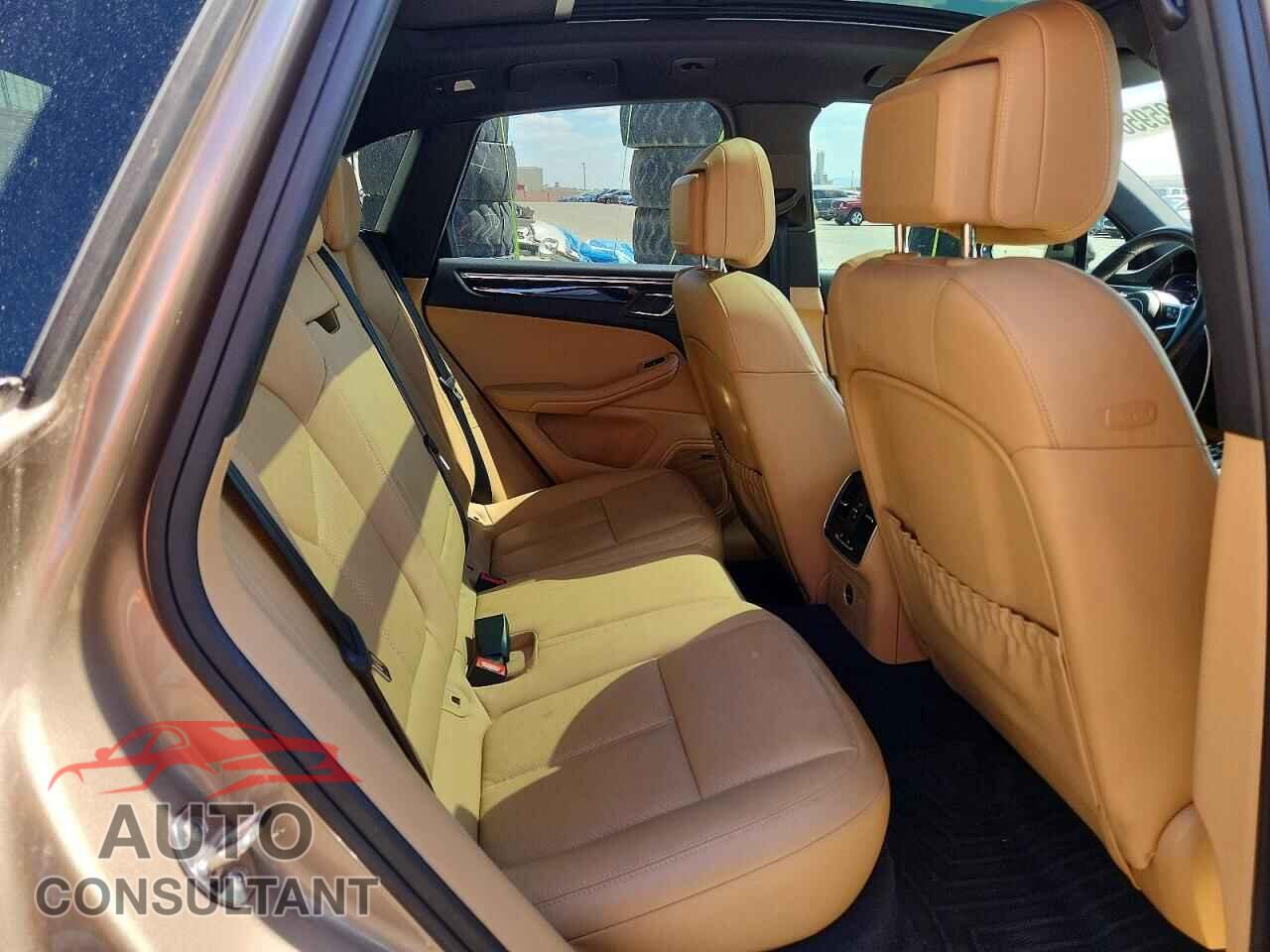 PORSCHE MACAN 2017 - WP1AA2A57HLB06297