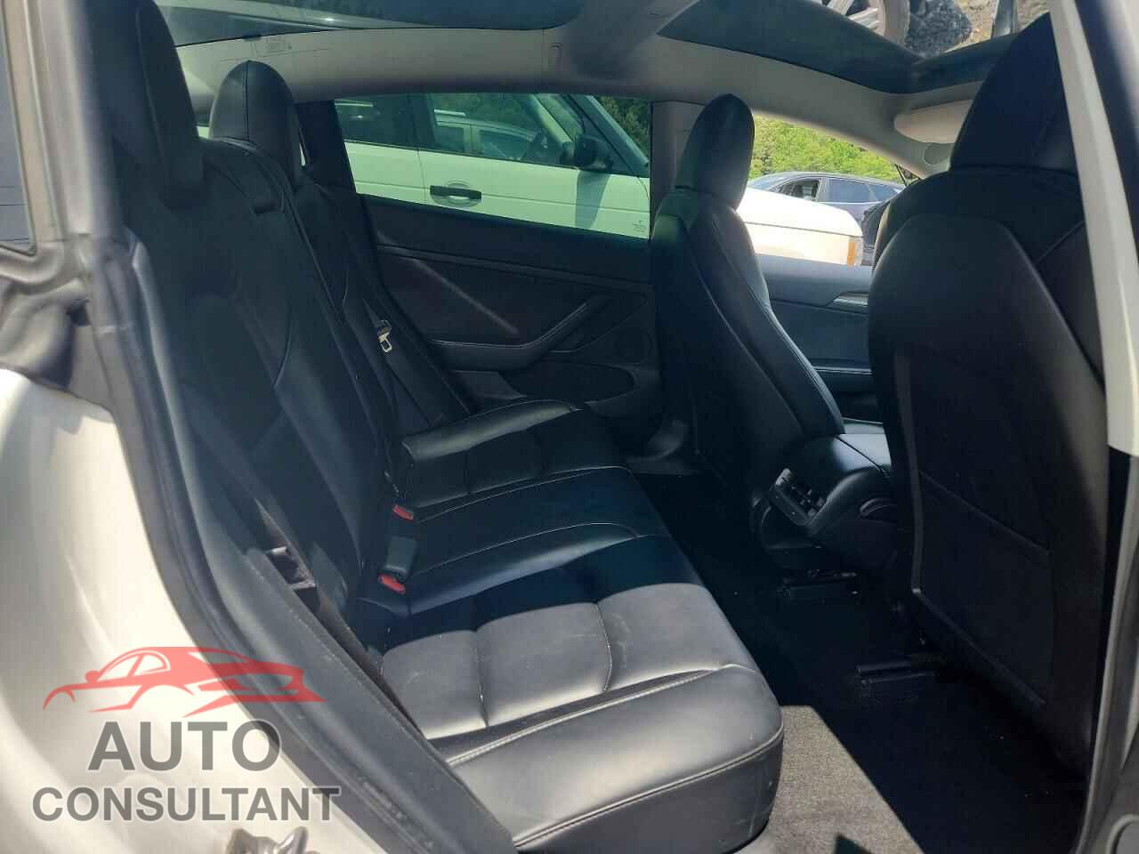 TESLA MODEL 3 2021 - 5YJ3E1EA6MF076156