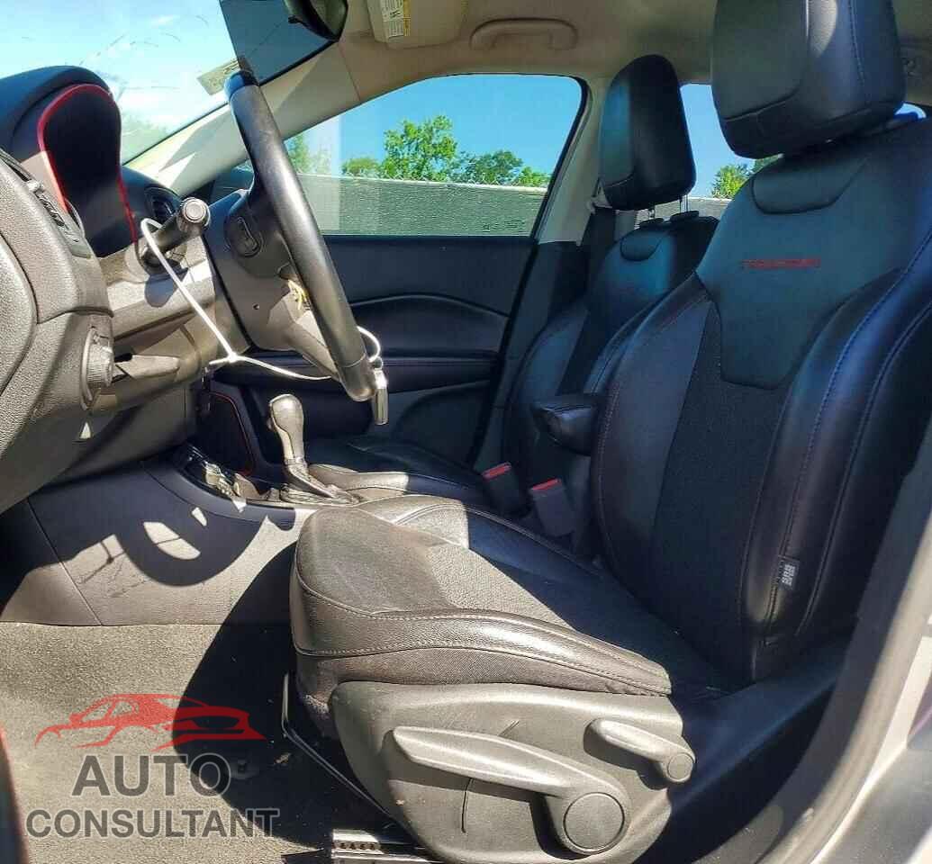 JEEP COMPASS 2020 - 3C4NJDDB1LT170705