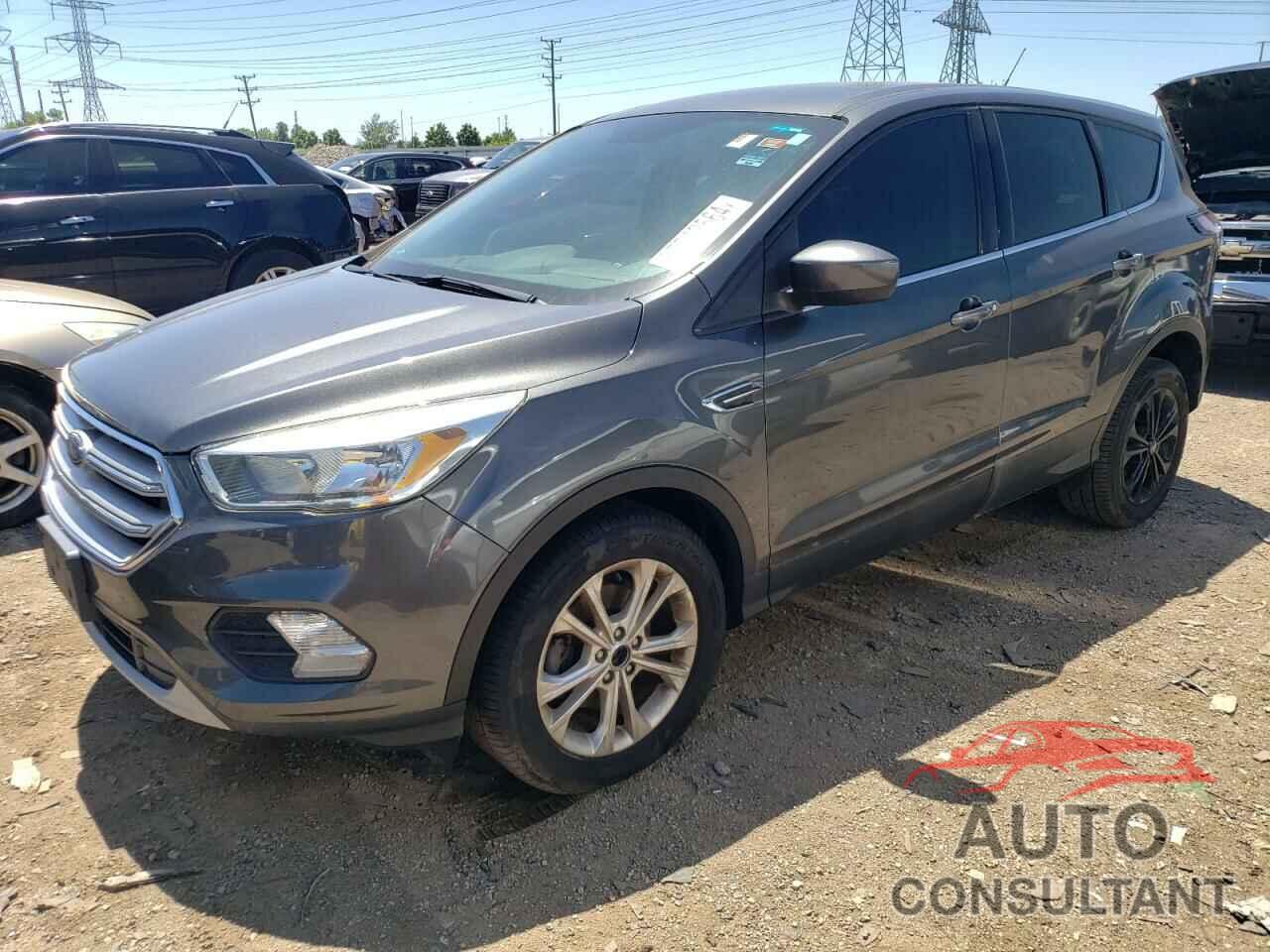 FORD ESCAPE 2017 - 1FMCU0GD7HUC27955