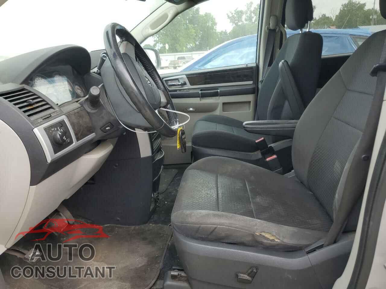 DODGE CARAVAN 2010 - 2D4RN5D18AR317902
