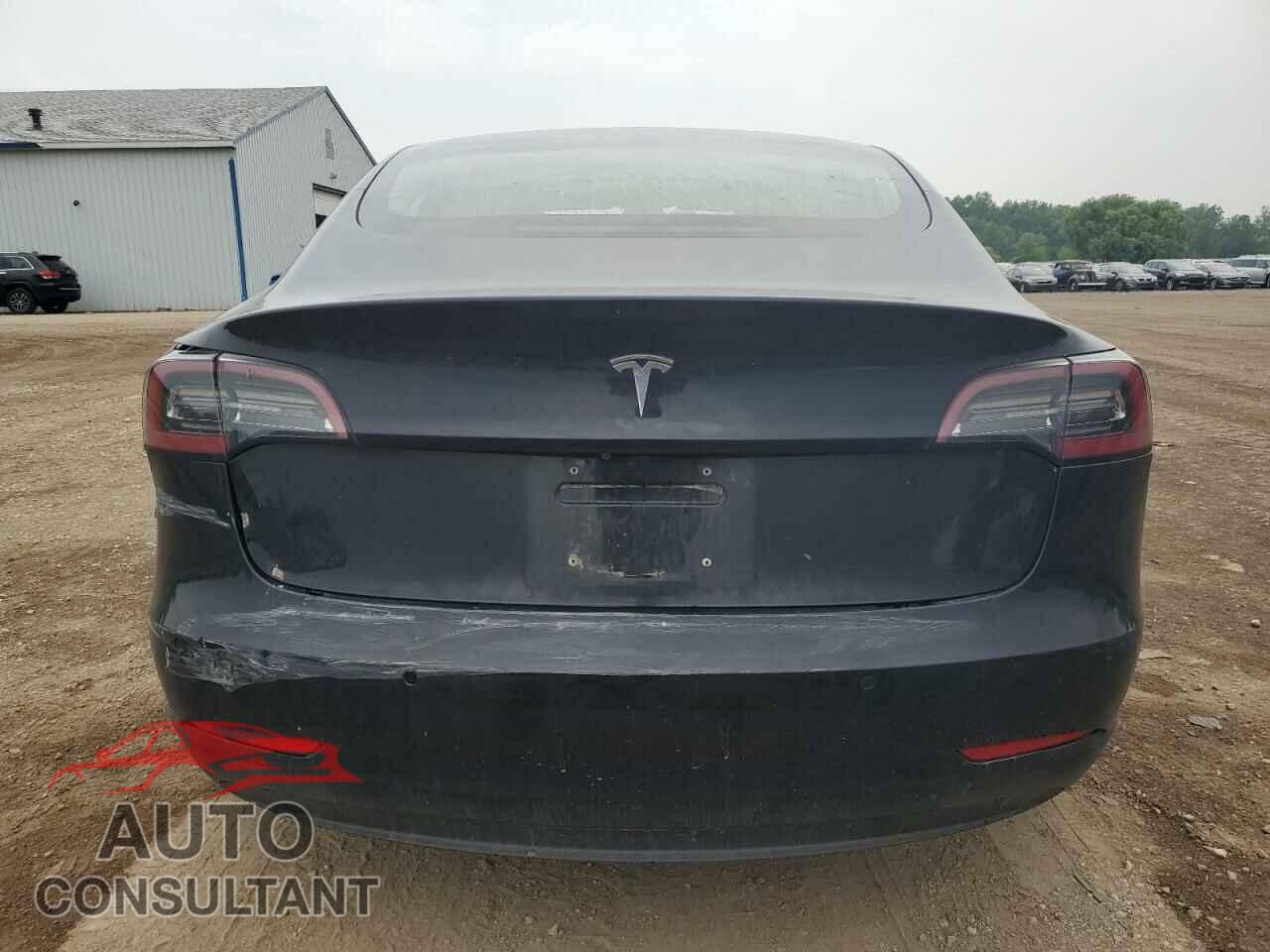 TESLA MODEL 3 2018 - 5YJ3E1EA1JF078425