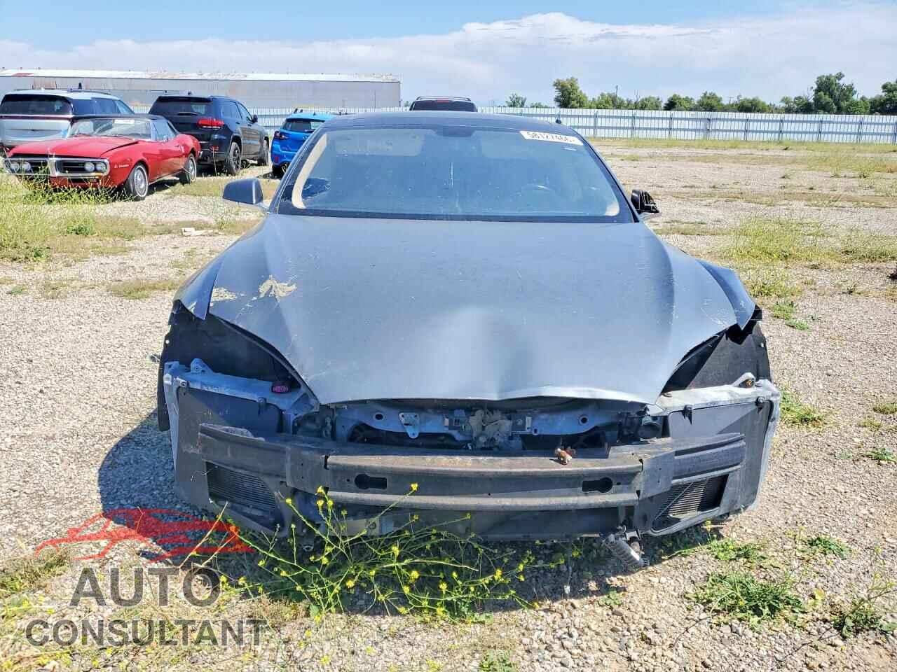 TESLA MODEL S 2013 - 5YJSA1CG3DFP03930