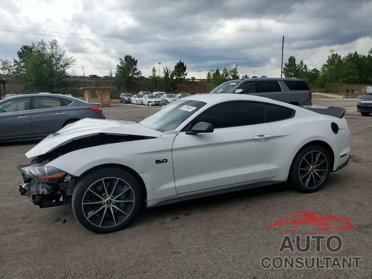 FORD MUSTANG 2018 - 1FA6P8CF2J5120803
