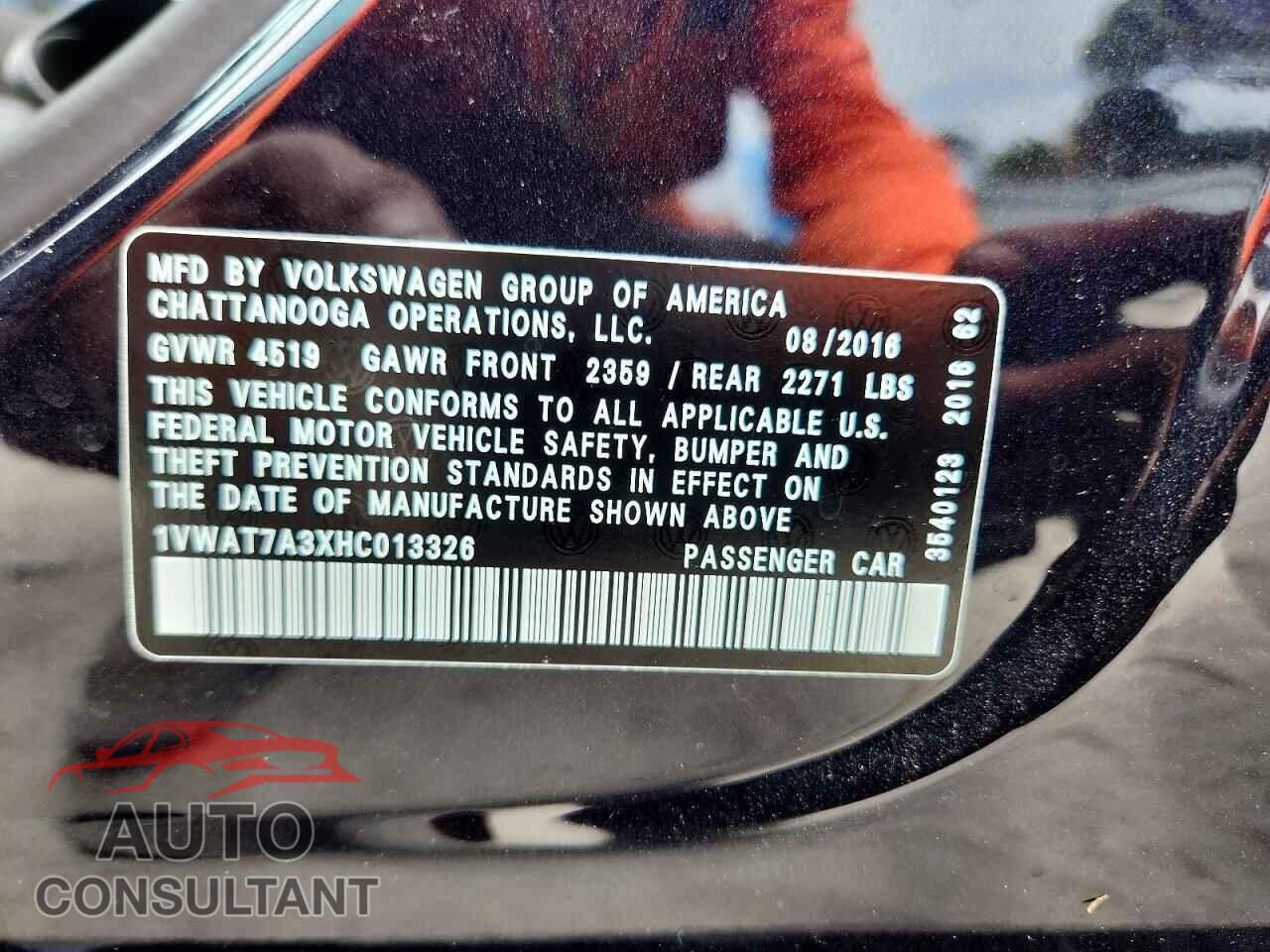 VOLKSWAGEN PASSAT 2017 - 1VWAT7A3XHC013326