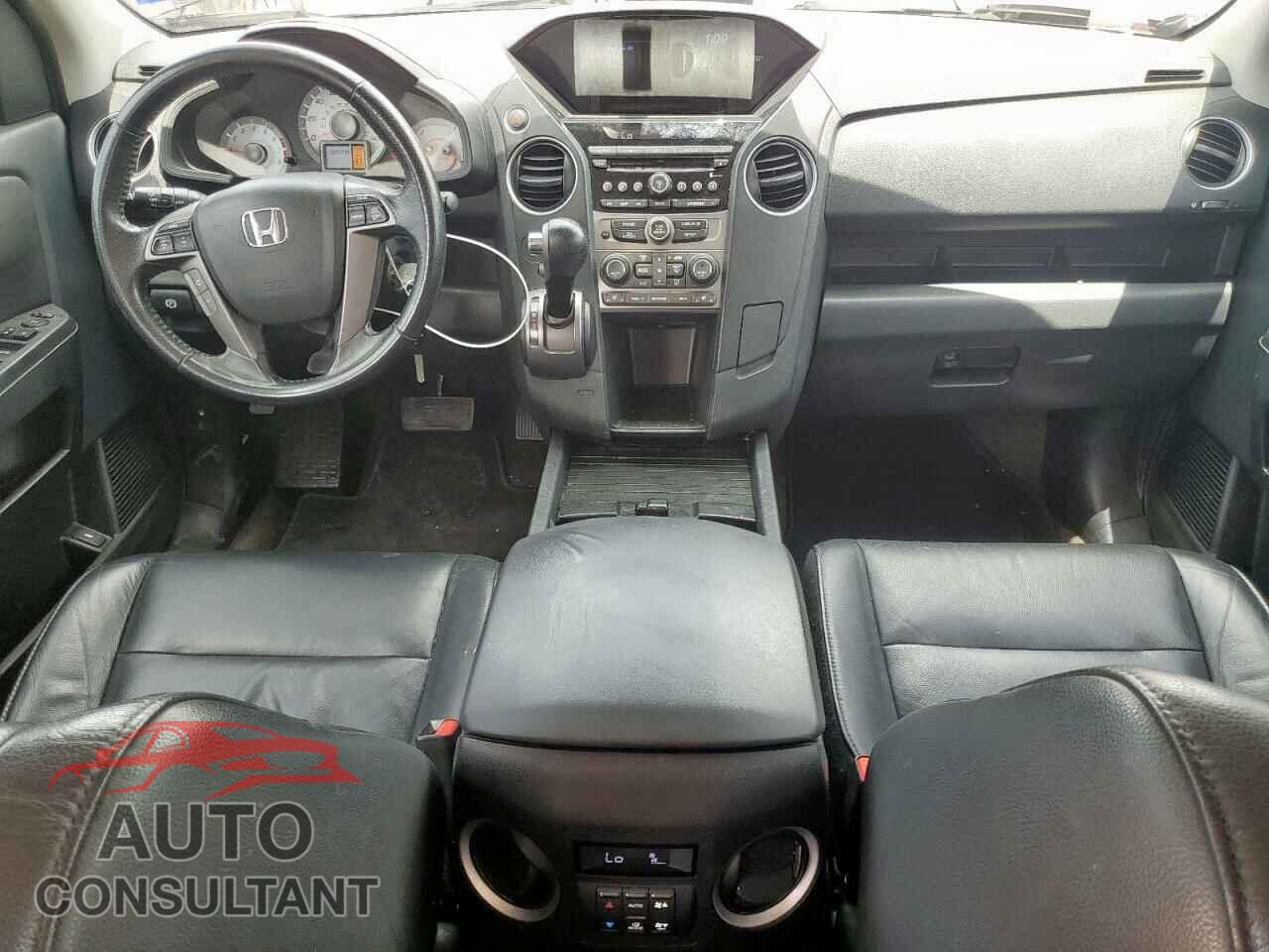 HONDA PILOT 2015 - 5FNYF3H55FB014537