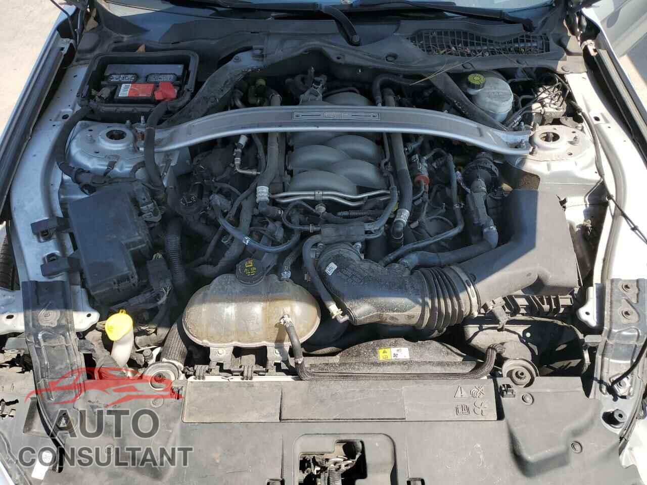 FORD MUSTANG 2018 - 1FATP8FF9J5145292