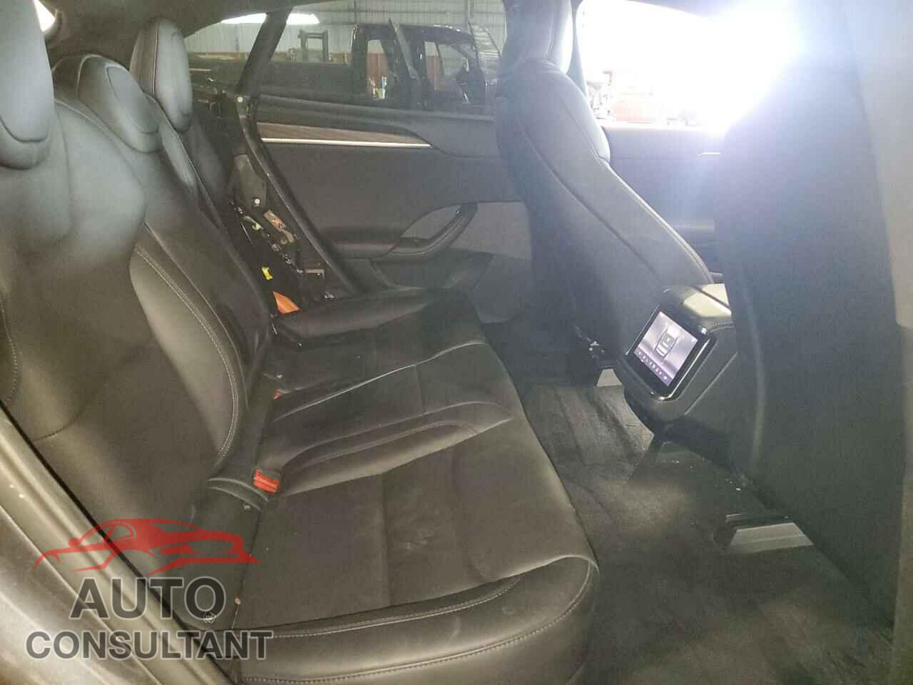 TESLA MODEL S 2021 - 5YJSA1E51MF429302