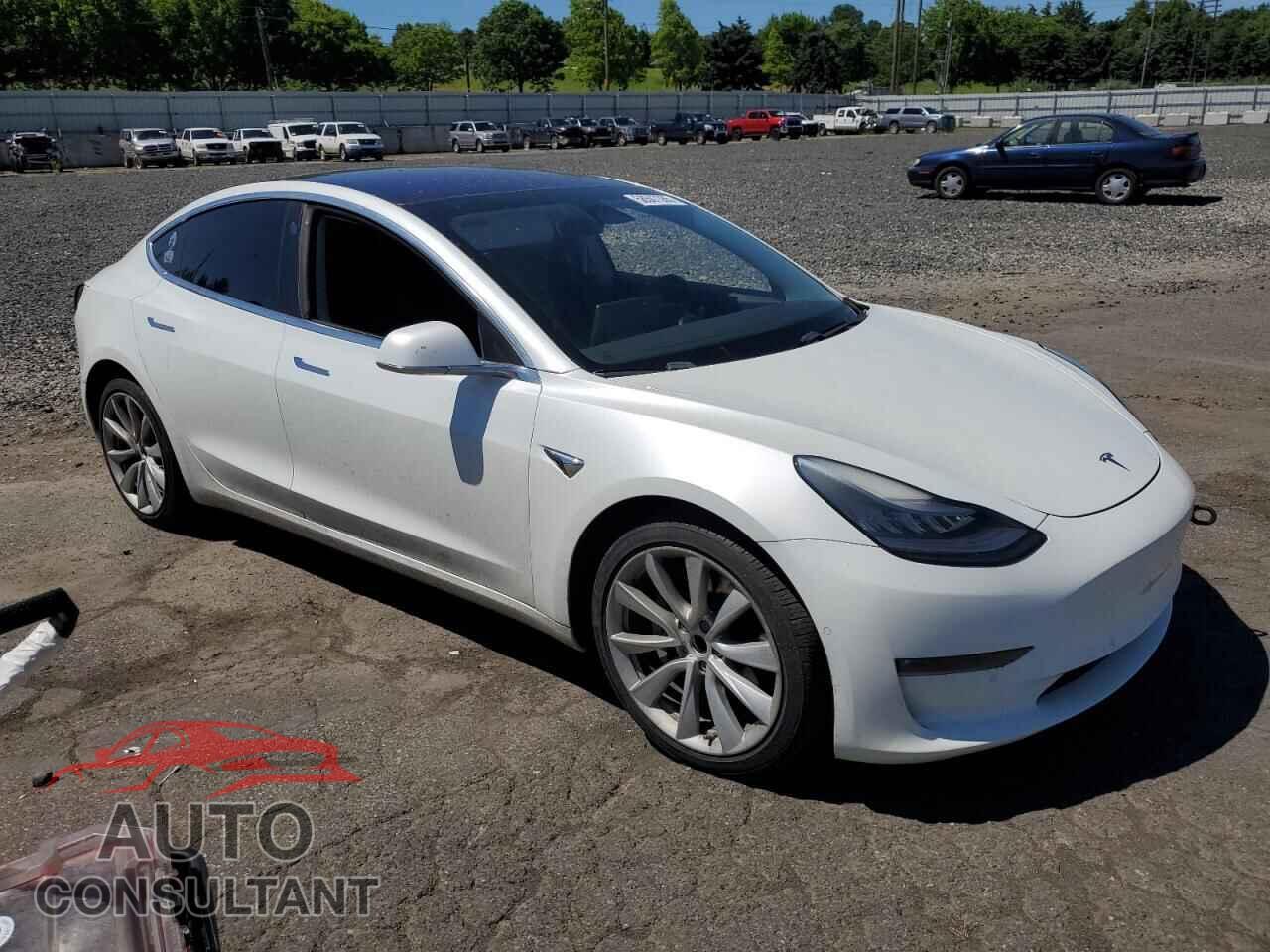 TESLA MODEL 3 2018 - 5YJ3E1EA4JF164795