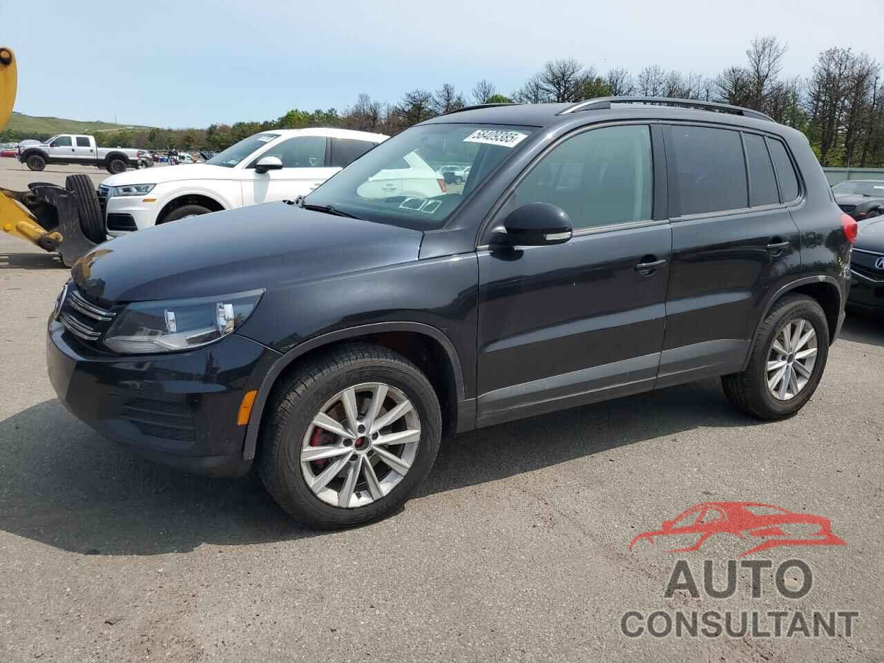 VOLKSWAGEN TIGUAN 2017 - WVGBV7AX0HK044042
