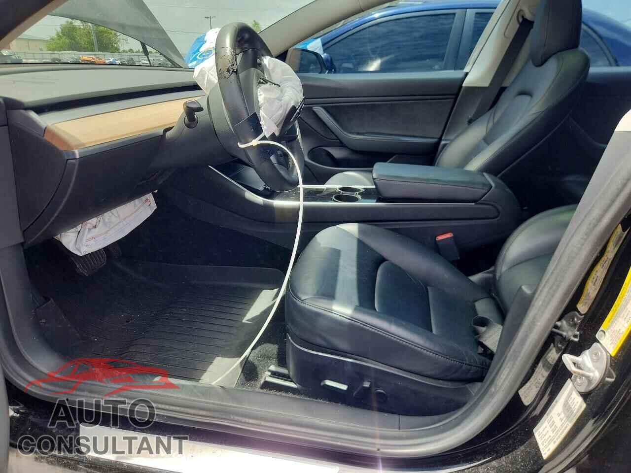 TESLA MODEL 3 2019 - 5YJ3E1EA3KF434875