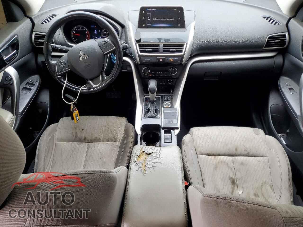 MITSUBISHI ECLIPSE 2018 - JA4AT5AA1JZ039302