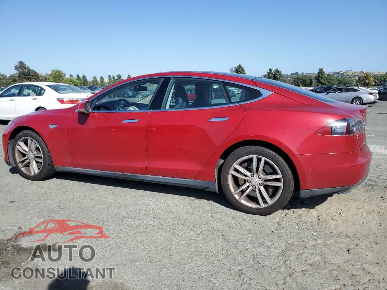 TESLA MODEL S 2016 - 5YJSA1E29GF136824