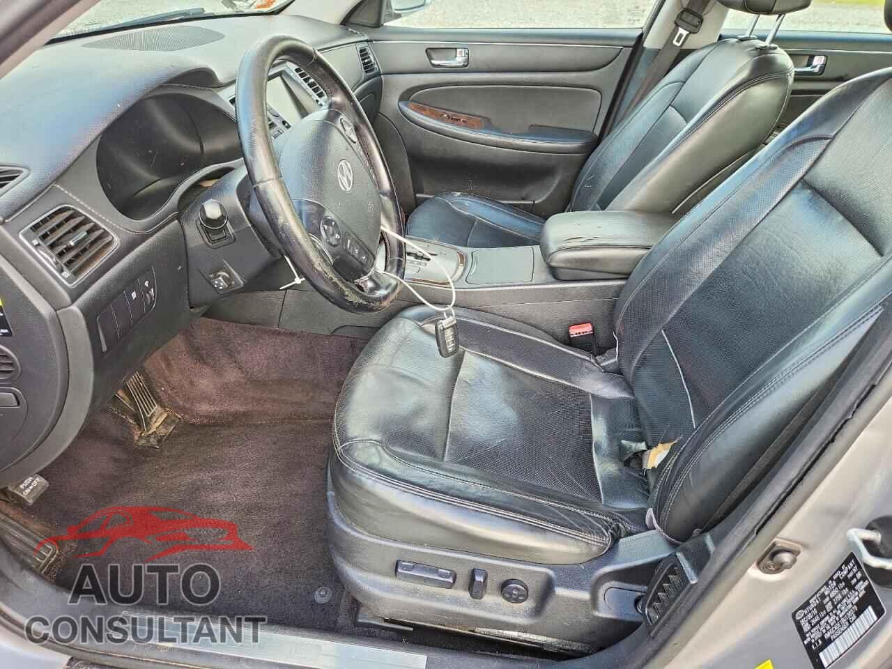 HYUNDAI GENESIS 2011 - KMHGC4DE1BU138379