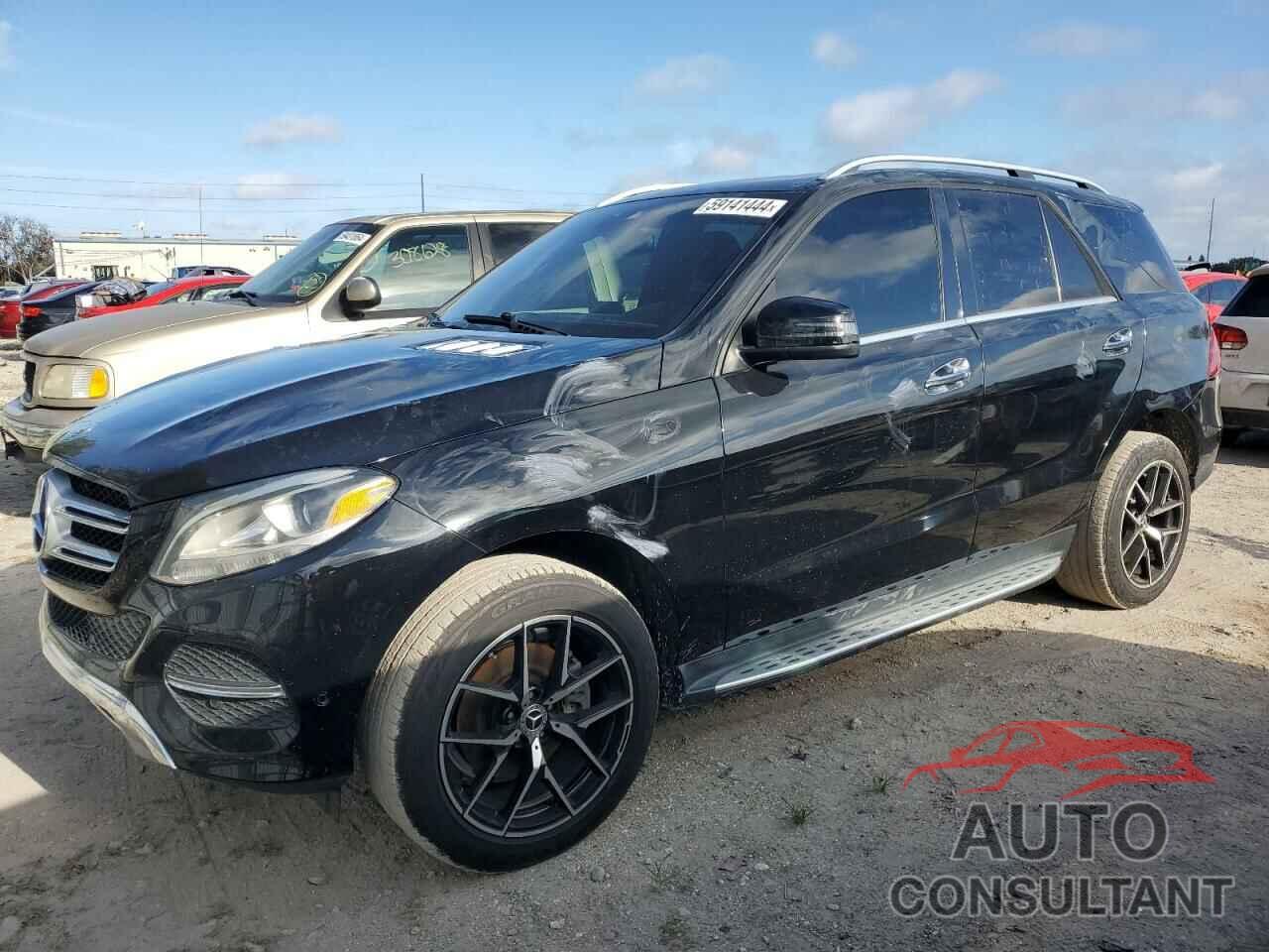 MERCEDES-BENZ GLE-CLASS 2017 - 4JGDA5JB8HA962513