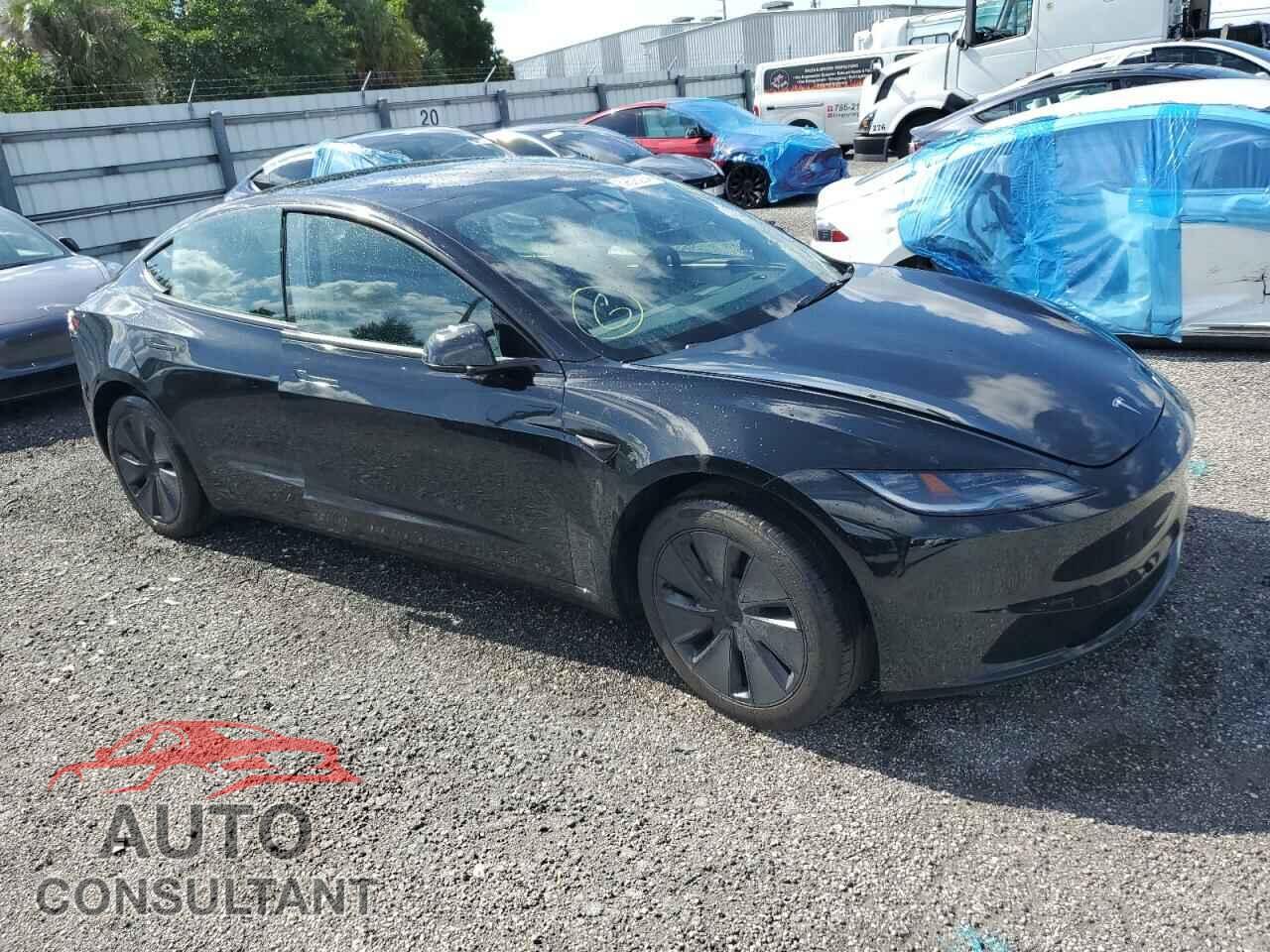 TESLA MODEL 3 2024 - 5YJ3E1EA2RF747345