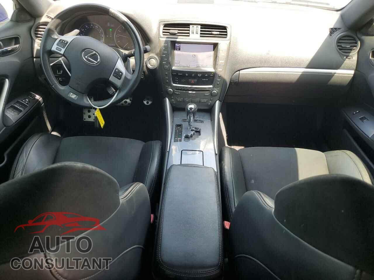 LEXUS IS 2011 - JTHBF5C29B5150436