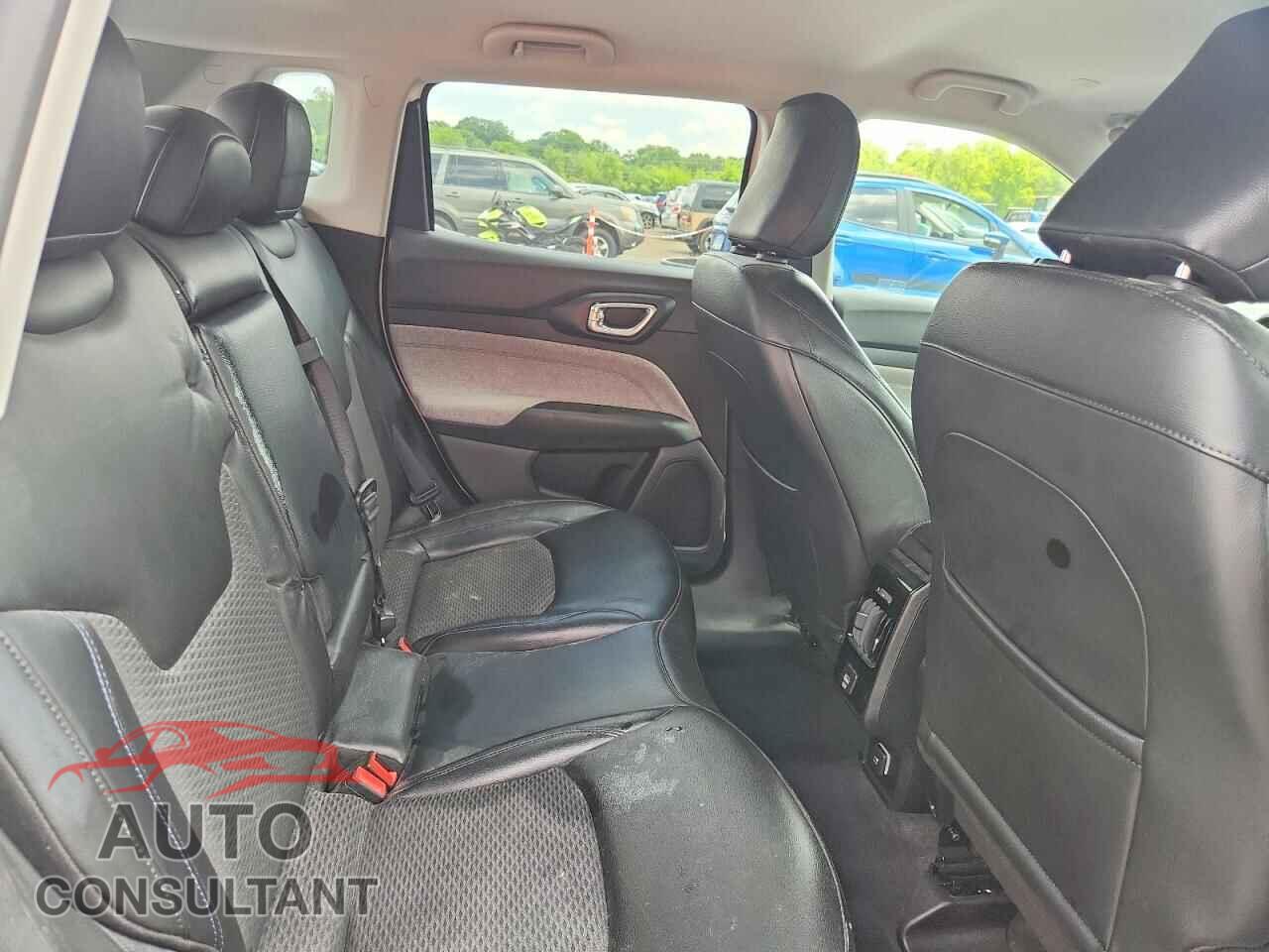 JEEP COMPASS 2022 - 3C4NJDBB0NT236604