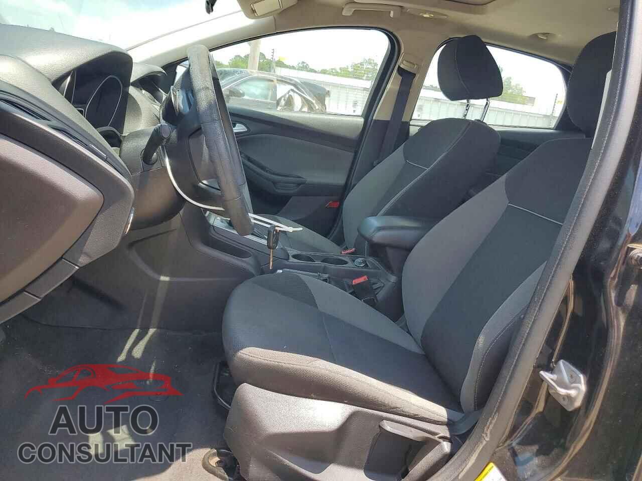 FORD FOCUS 2014 - 1FADP3F23EL163762