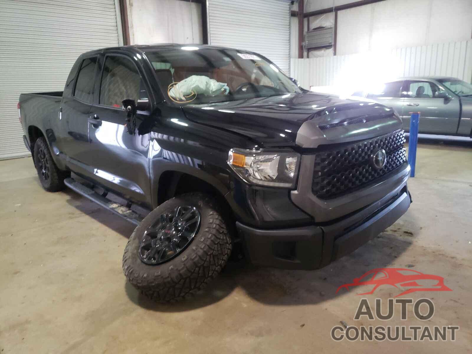 TOYOTA TUNDRA 2021 - 5TFRY5F18MX278896