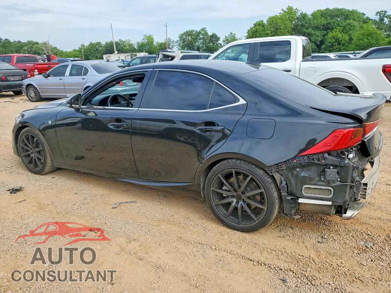 LEXUS IS 2018 - JTHBA1D20J5080586