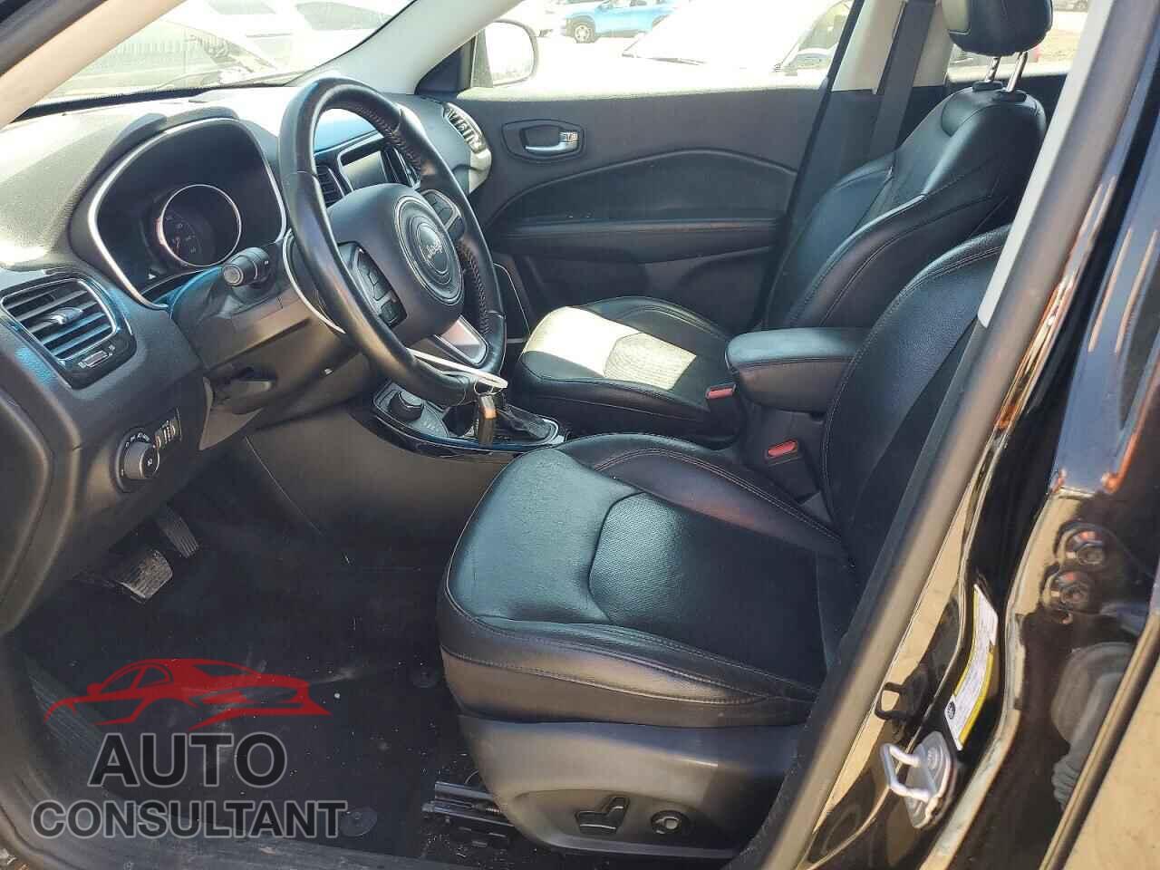 JEEP COMPASS 2019 - 3C4NJDCB8KT596522
