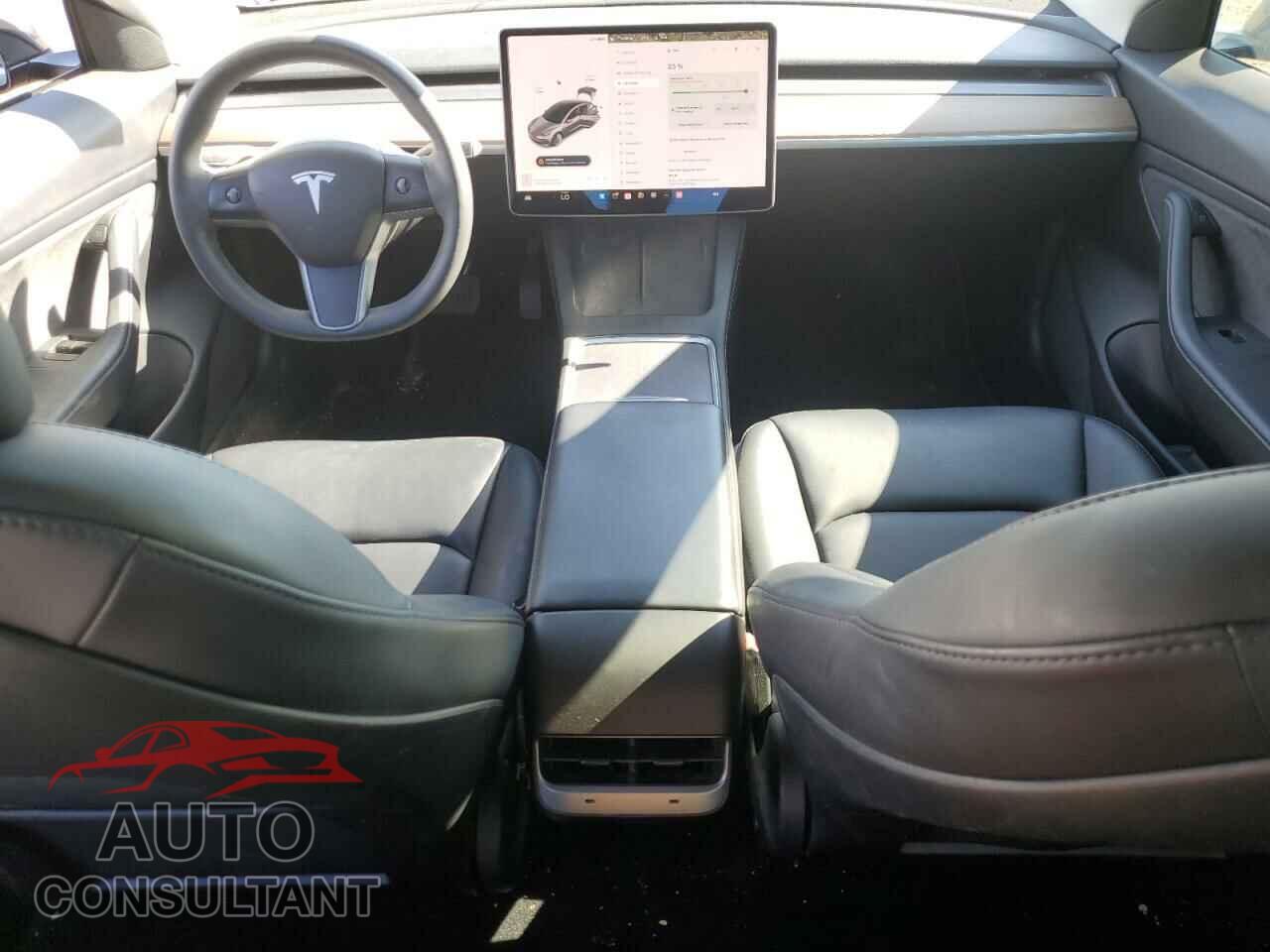 TESLA MODEL 3 2021 - 5YJ3E1EB4MF903208