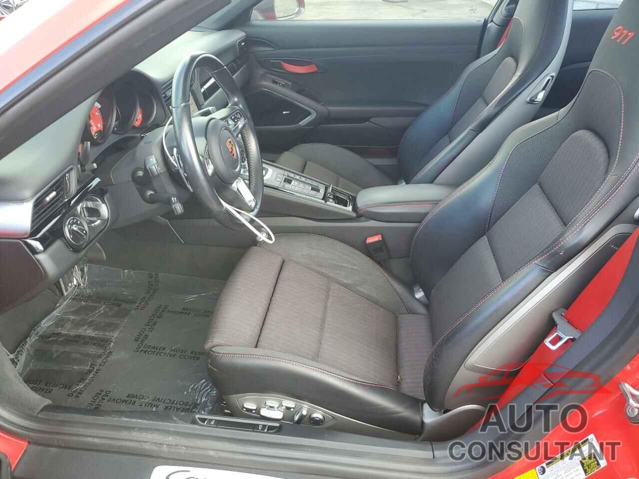 PORSCHE 911 2019 - WP0AA2A91KS103347