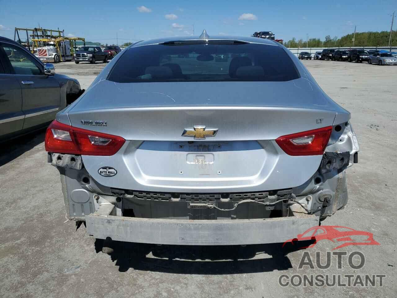 CHEVROLET MALIBU 2018 - 1G1ZD5ST0JF133946