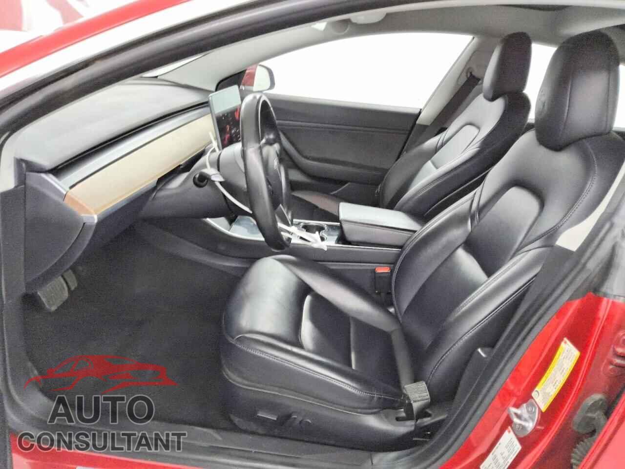 TESLA MODEL 3 2018 - 5YJ3E1EA0JF048753