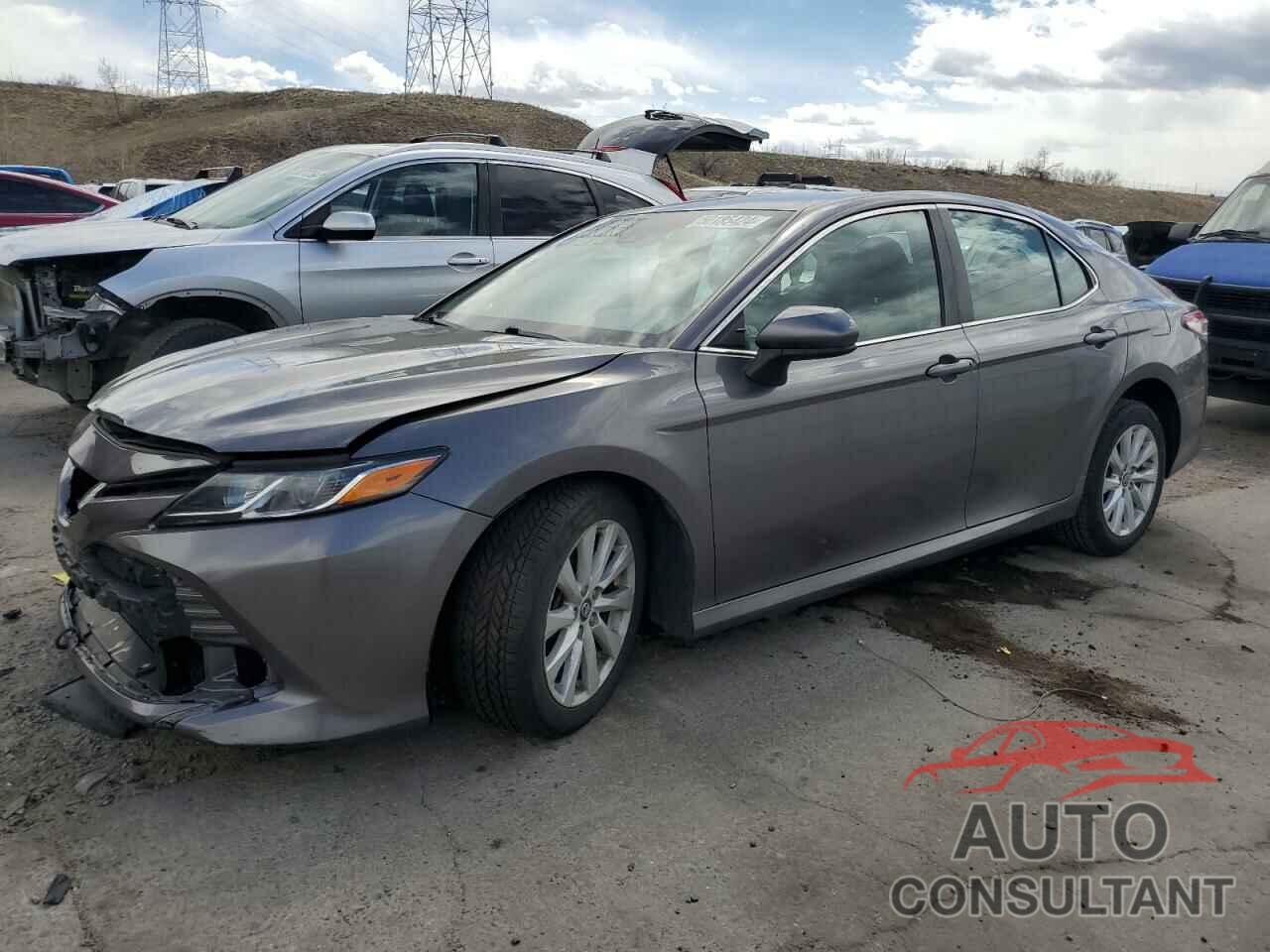 TOYOTA CAMRY 2018 - 4T1B11HK8JU085726