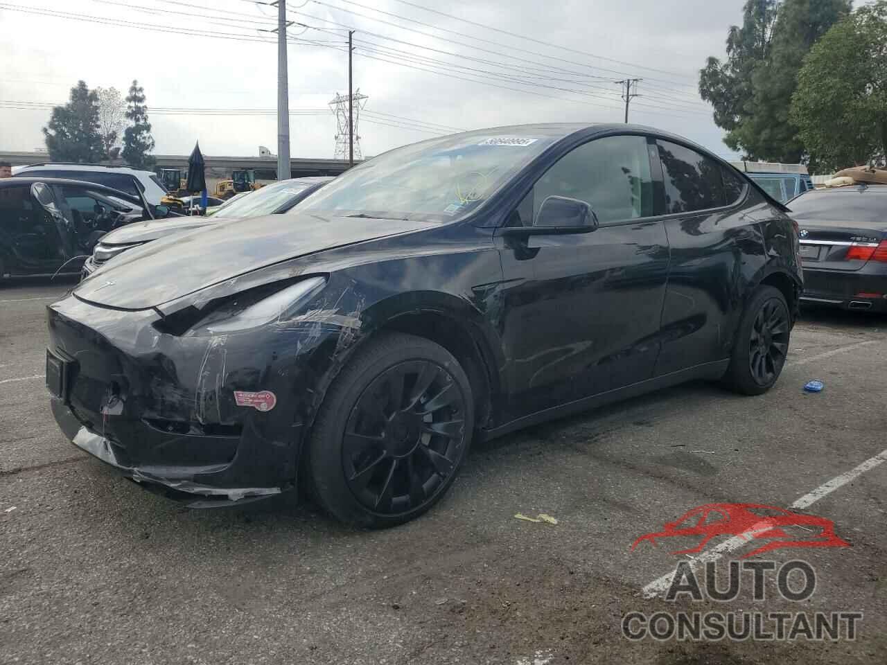 TESLA MODEL Y 2023 - 7SAYGAEE1PF698125