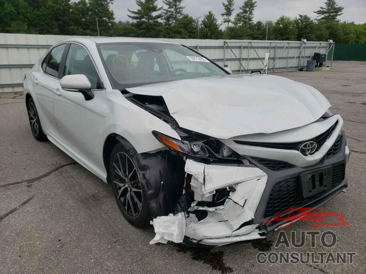 TOYOTA CAMRY 2022 - 4T1G11BK2NU050295