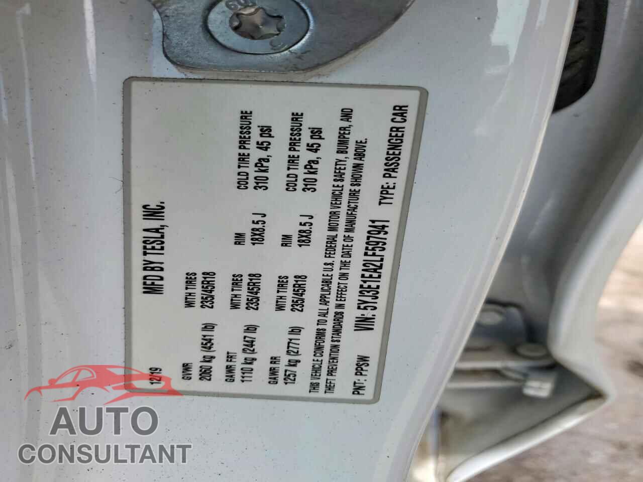 TESLA MODEL 3 2020 - 5YJ3E1EA2LF597941