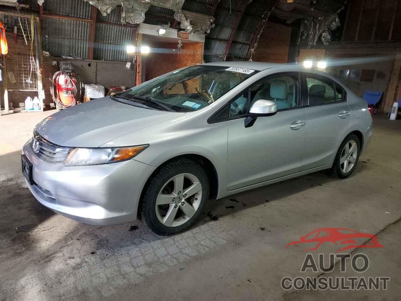 HONDA CIVIC 2012 - 2HGFB2F52CH584986