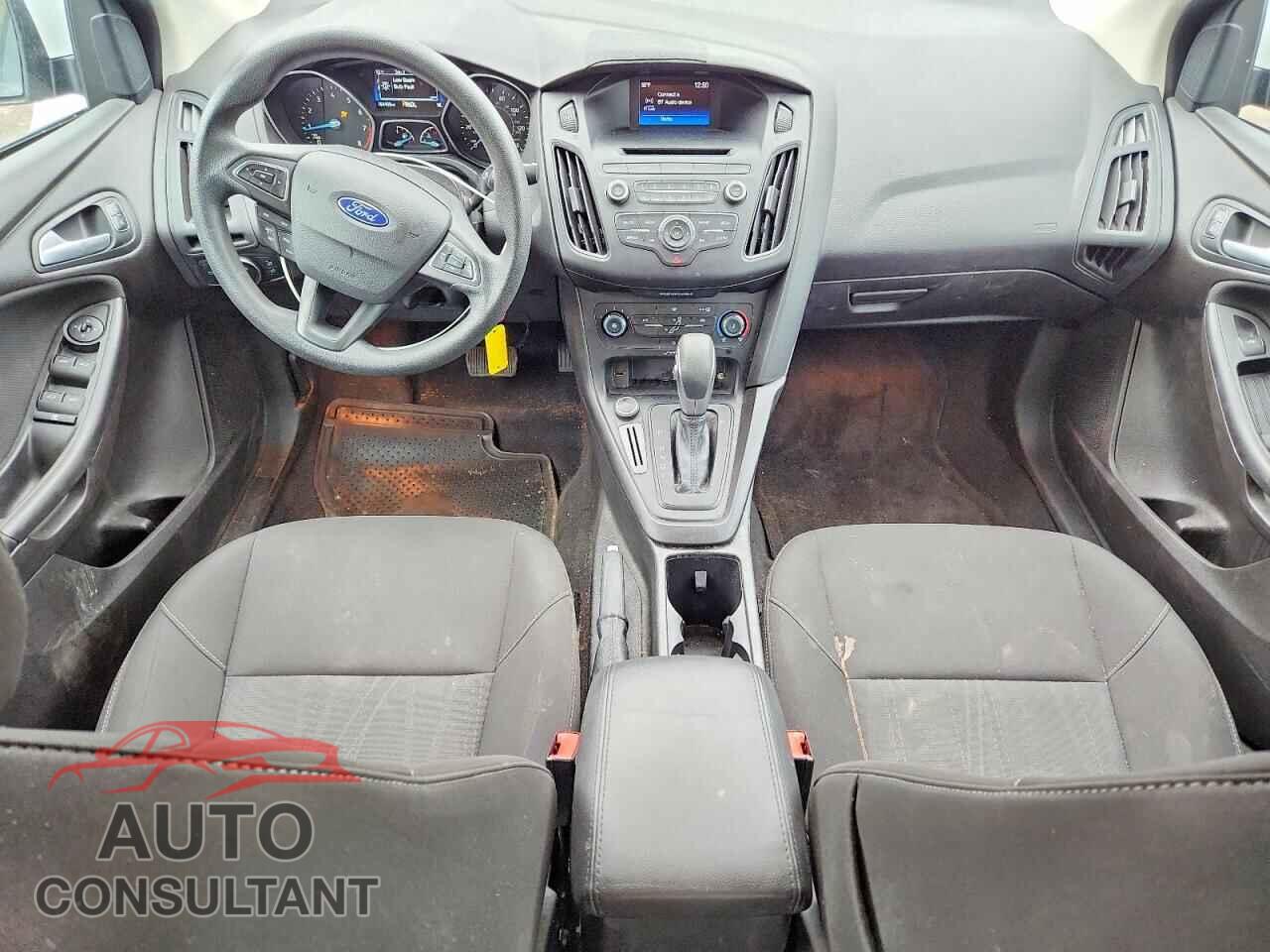 FORD FOCUS 2017 - 1FADP3F28HL250898