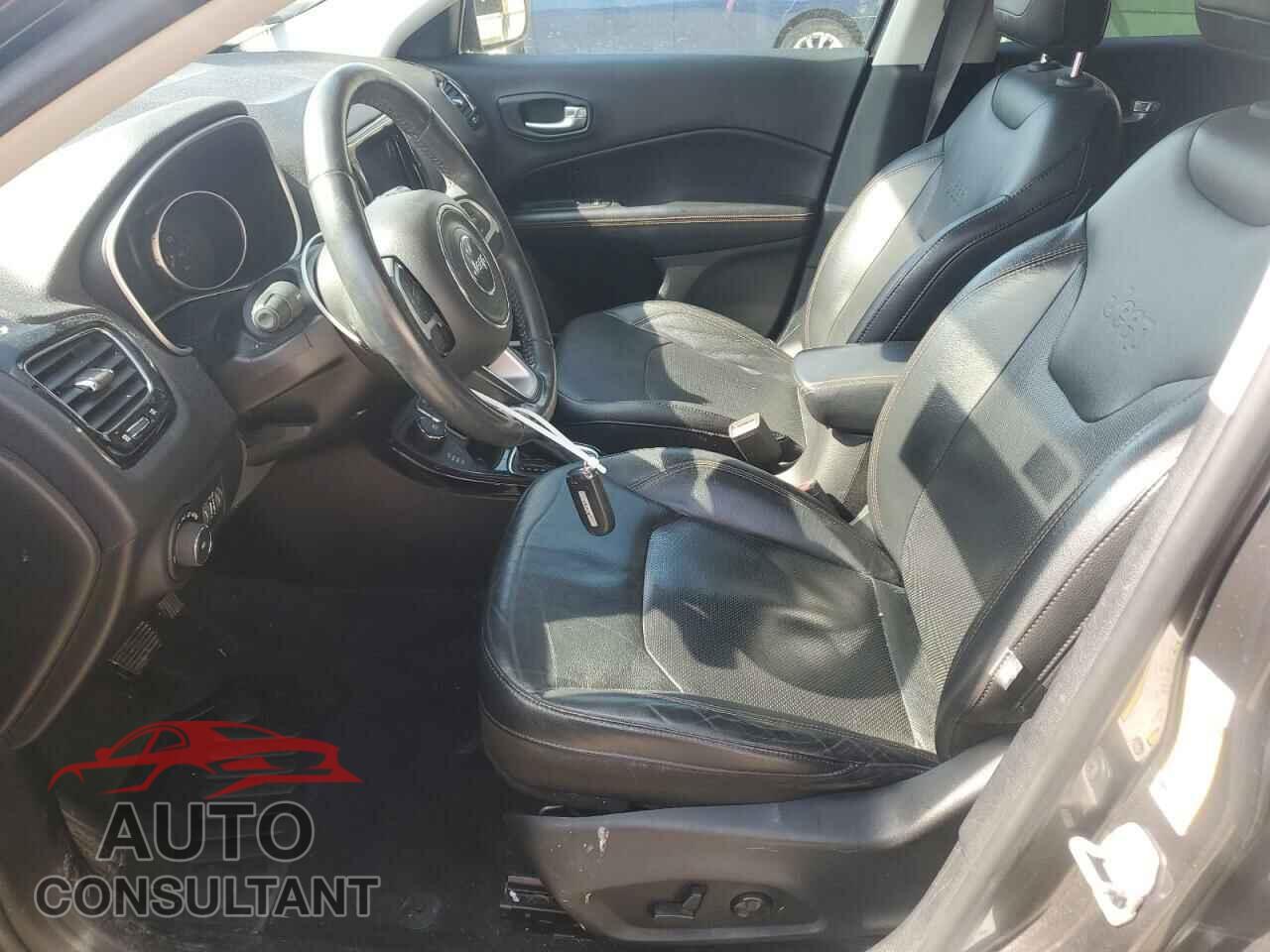 JEEP COMPASS 2018 - 3C4NJDCB7JT114864