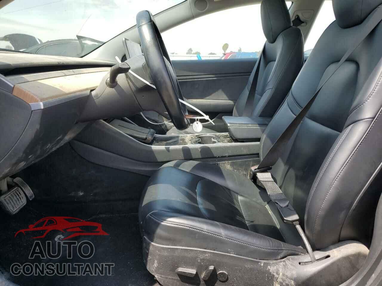 TESLA MODEL 3 2018 - 5YJ3E1EA4JF004884