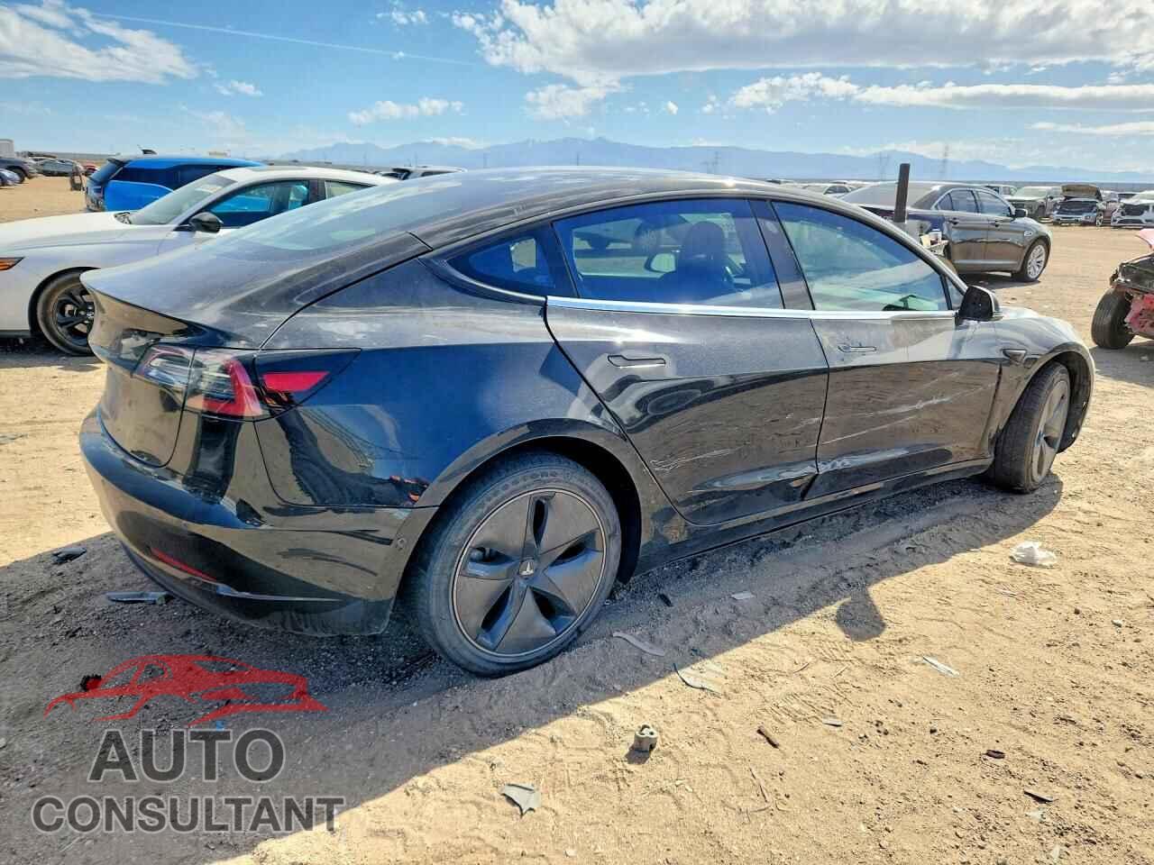 TESLA MODEL 3 2018 - 5YJ3E1EB2JF070732